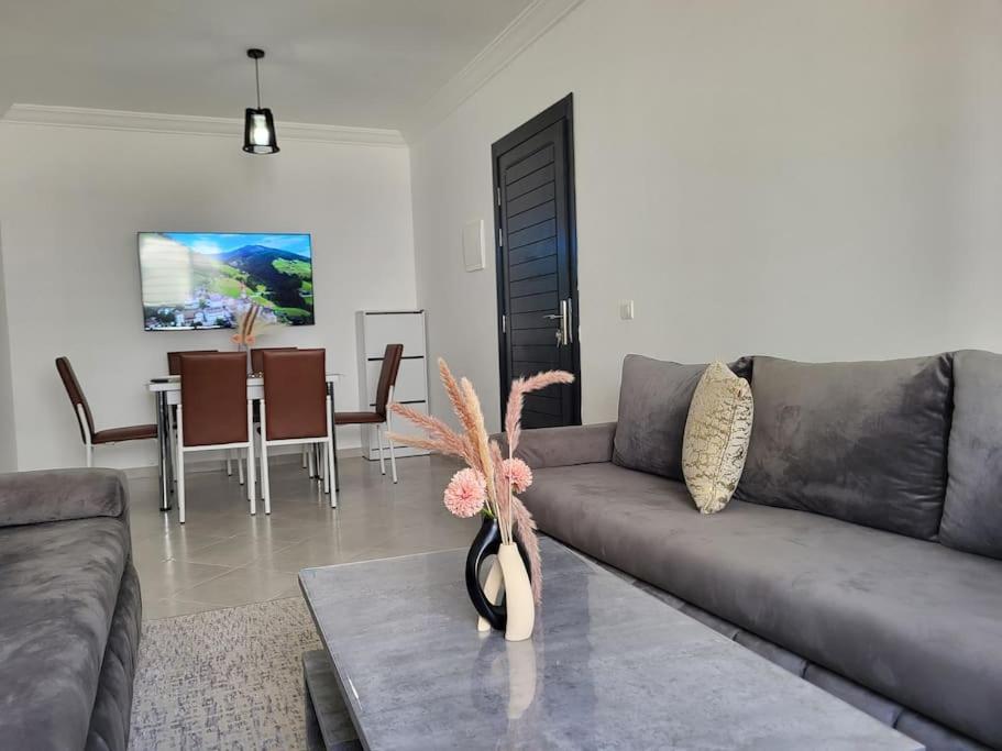 Cozy Apartment Sea And Airport Tanger Exterior foto